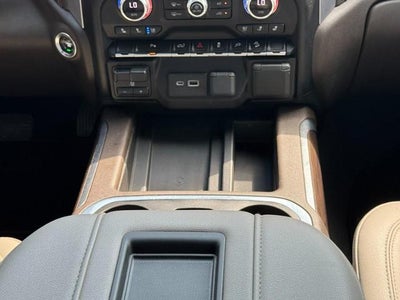 2021 GMC Sierra 2500 HD 4WD Crew Cab SLT