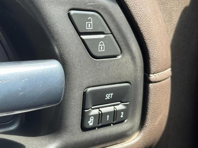 2021 GMC Sierra 2500 HD 4WD Crew Cab SLT