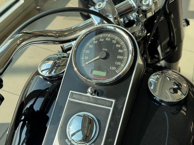 2013 Harley Davidson harley Base