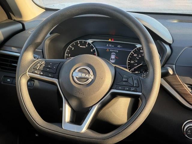 2024 Nissan Altima 2.5 SV Sedan