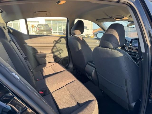 2024 Nissan Altima 2.5 SV Sedan