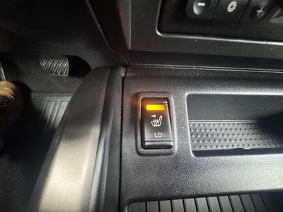 2024 Nissan Titan 4x4 Crew Cab SV