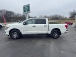 2024 Nissan Titan 4x4 Crew Cab SV