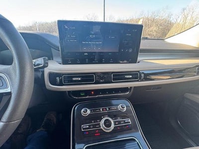 2022 Lincoln Nautilus Standard AWD