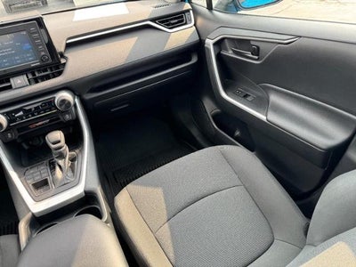 2021 Toyota RAV4 LE AWD (Natl)