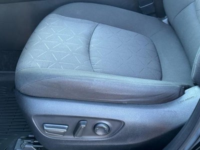 2020 Toyota RAV4 XLE AWD (Natl)