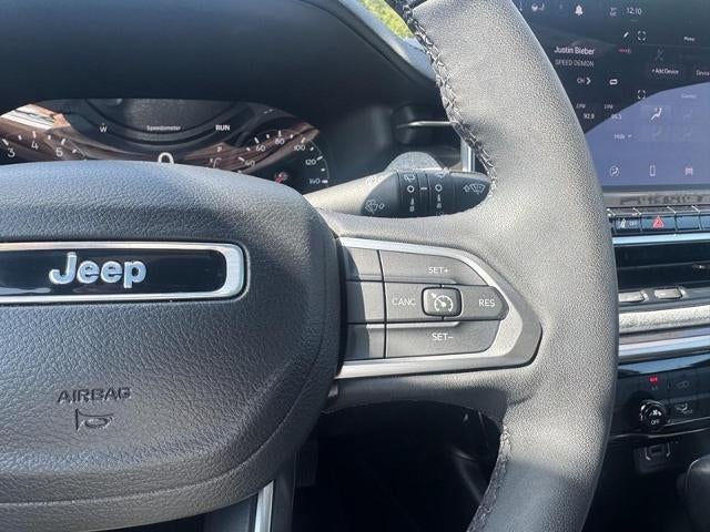 2023 Jeep Compass Latitude Lux 4x4