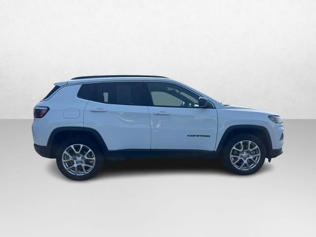 2023 Jeep Compass Latitude Lux 4x4