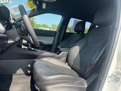 2023 Jeep Compass Latitude Lux 4x4