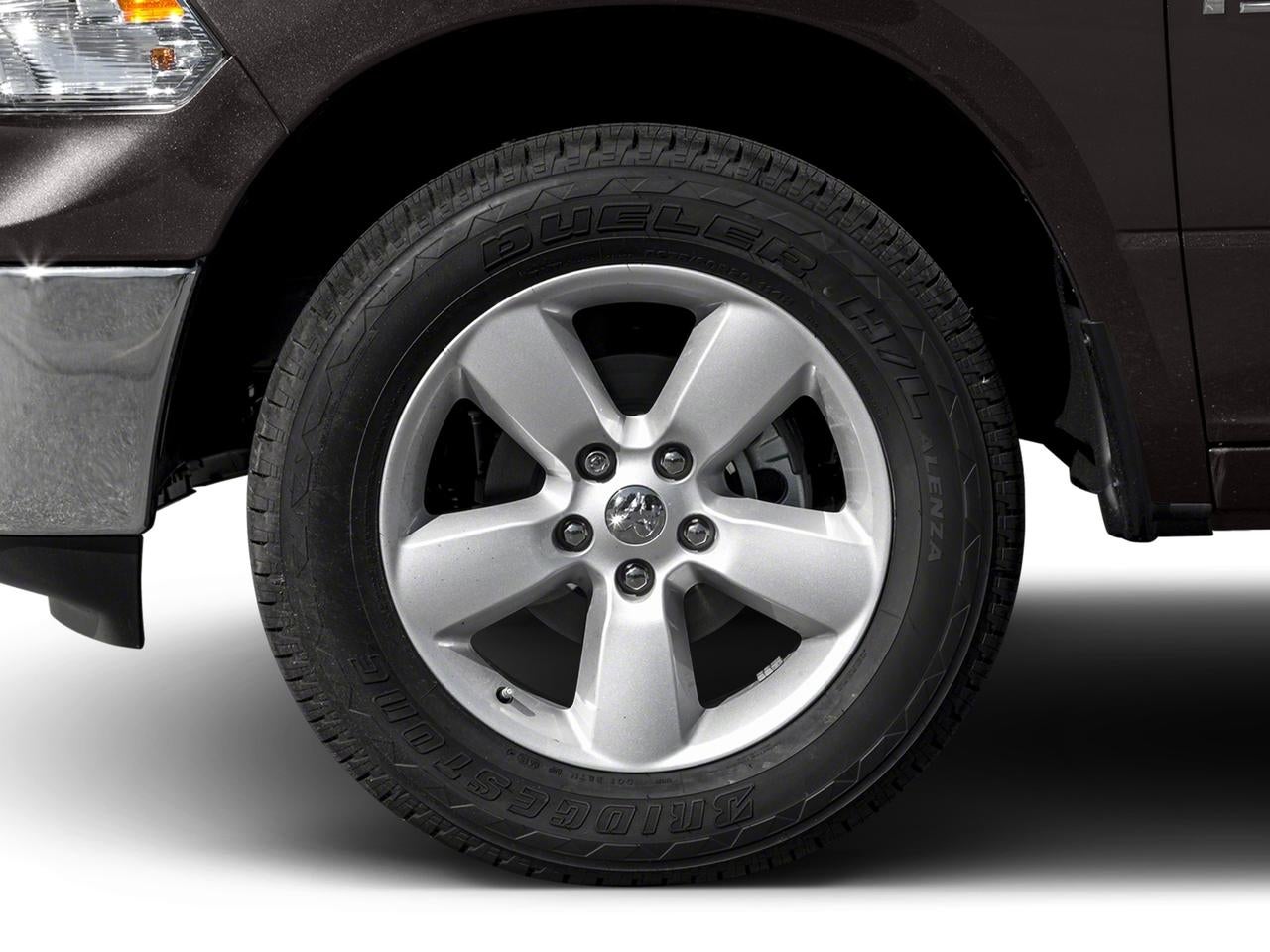 2017 RAM 1500 4WD Big Horn Crew Cab