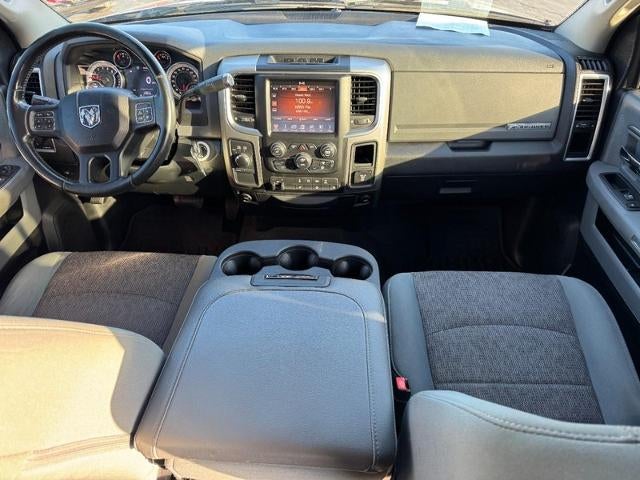 2016 RAM 2500 4WD Mega Cab 160.Big Horn