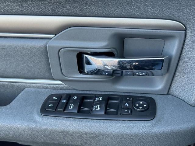 2016 RAM 2500 4WD Mega Cab 160.Big Horn