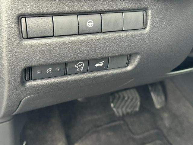 2023 Nissan Rogue AWD SV