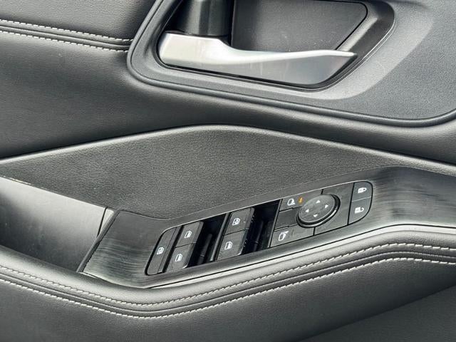 2023 Nissan Rogue AWD SV