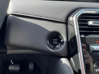 2025 Nissan Armada 4x4 SV