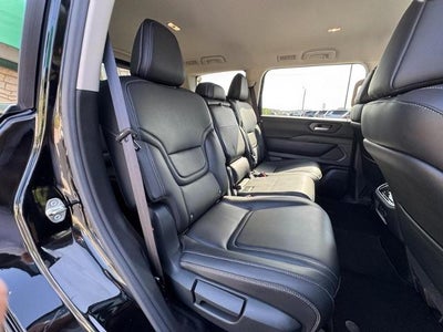 2025 Nissan Armada 4x4 SV