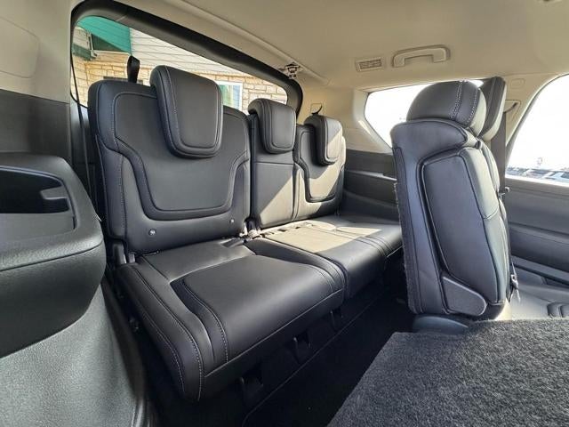 2025 Nissan Armada 4x4 SV