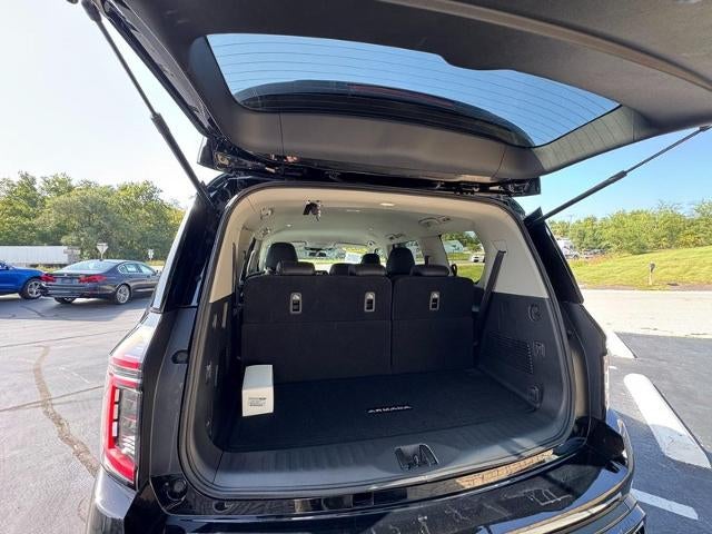2025 Nissan Armada 4x4 SV