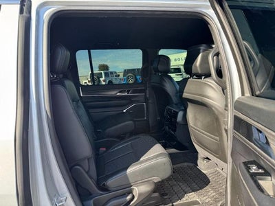 2023 Jeep Wagoneer Series III 4x4