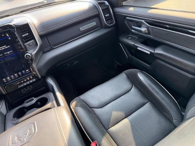 2021 RAM 1500 Laramie 4x4 Crew Cab Box