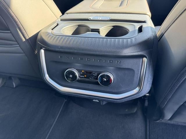 2025 Ford Expedition Active 4x4