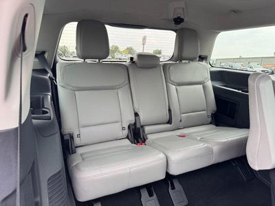 2025 Ford Expedition Active 4x4