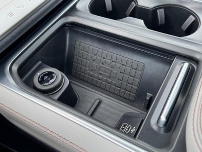 2025 Ford Expedition Active 4x4