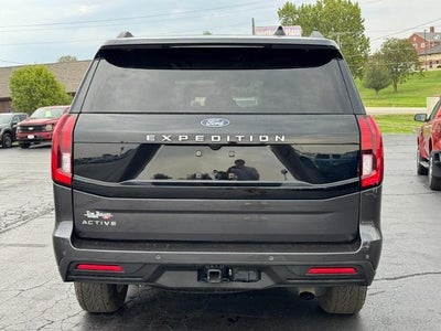 2025 Ford Expedition Active 4x4