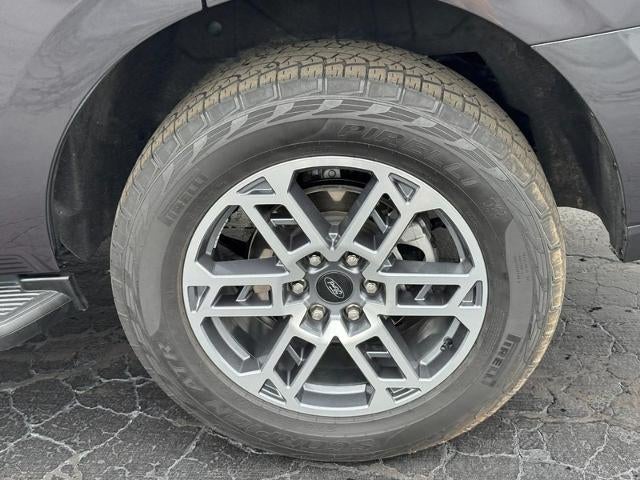 2025 Ford Expedition Active 4x4