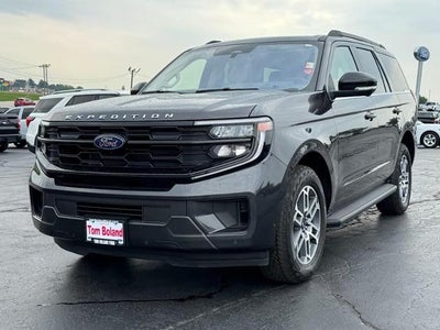 2025 Ford Expedition Active 4x4