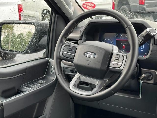2025 Ford F-150 XLT 4WD SuperCrew 5.Box