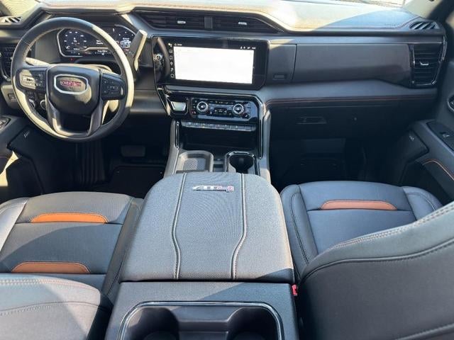 2025 GMC Sierra 2500 HD 4WD Crew Cab AT4