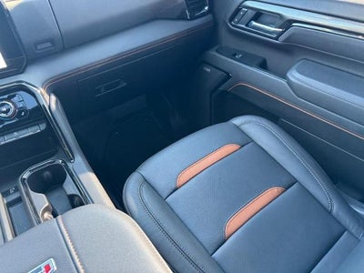 2025 GMC Sierra 2500 HD 4WD Crew Cab AT4