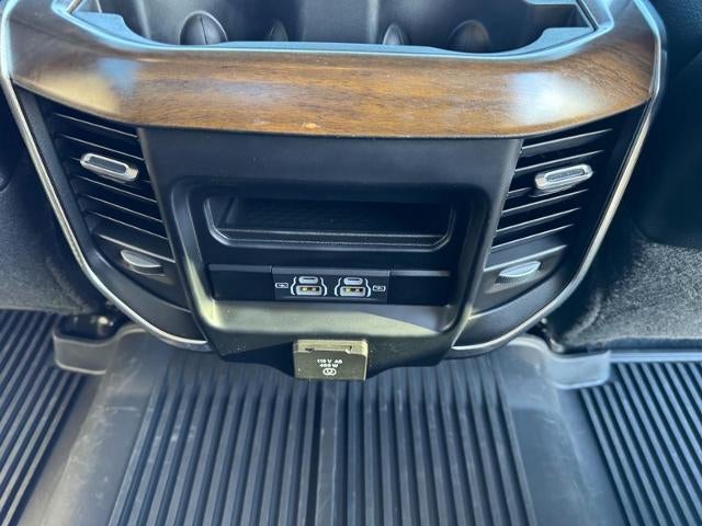 2024 RAM 3500 Laramie 4x4 Crew Cab Box