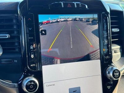 2024 RAM 3500 Laramie 4x4 Crew Cab Box