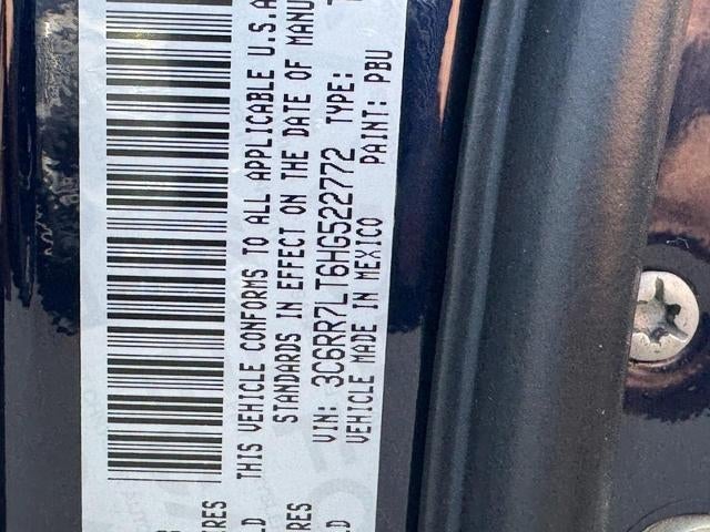 2017 RAM 1500 Big Horn 4x4 Crew Cab Box