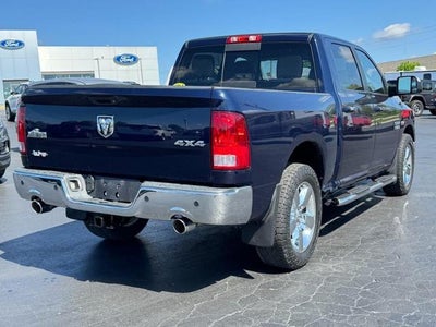 2017 RAM 1500 Big Horn 4x4 Crew Cab Box